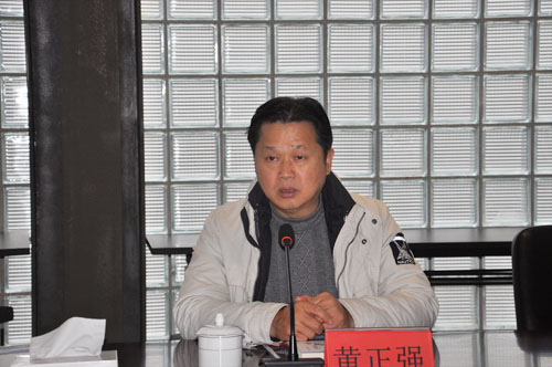 浙江省工商联党组副书记、副主席黄正强调研开运体育