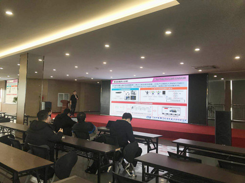 中柯大数据公司信研院团队来开运体育技术交流，开展人工智能、大数据培训