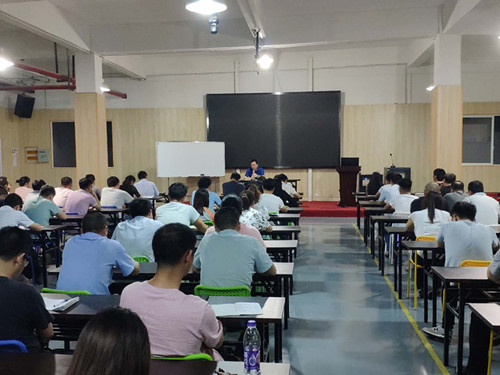 开运体育集团总裁柯建东带队视察安徽开运体育——加快安徽公司产能提升、精益管理等重点工作建