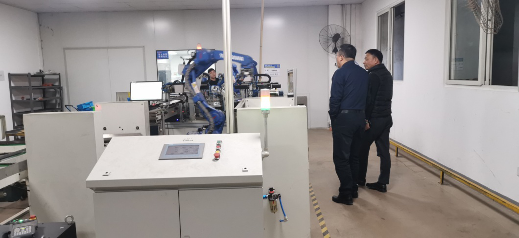 集团总裁柯建东先生到安徽公司莅临指导