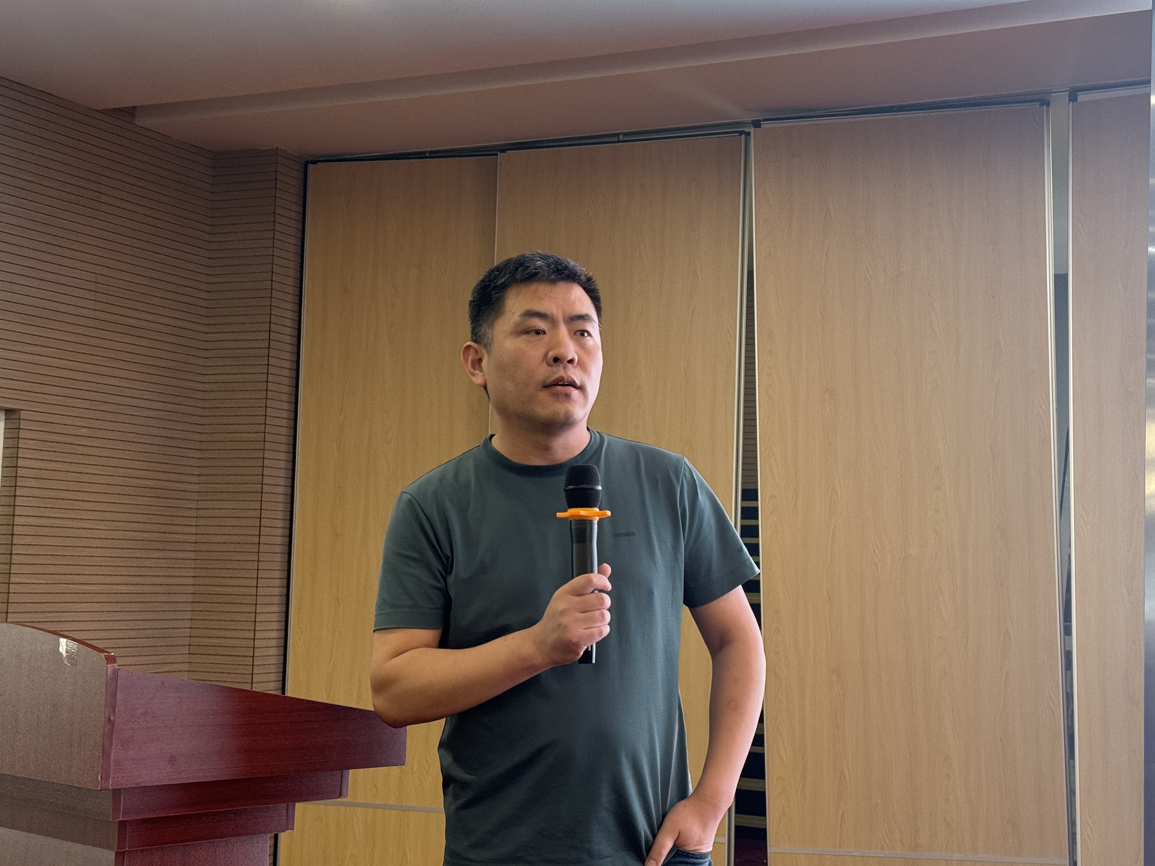 研发中心 张桂立.jpeg